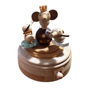 Wooderful Life‎ Wooden Elephant Carousel Music Box Wind Up Rotating Natural Wood